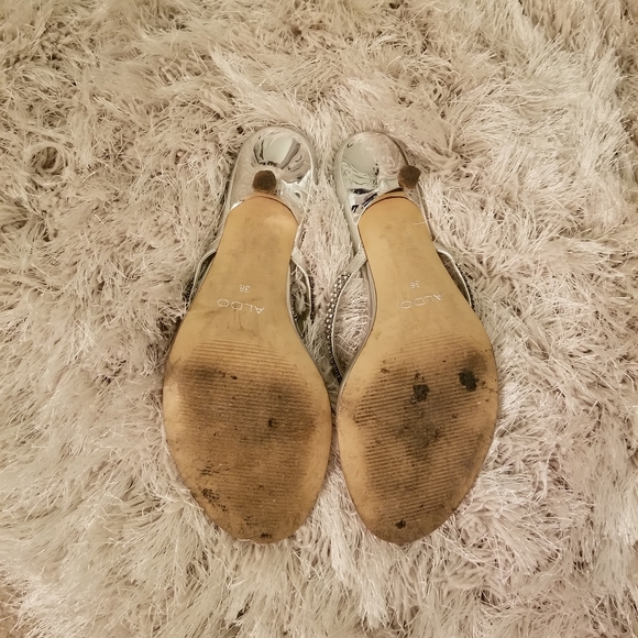 Sandals - Picture 4 of 6